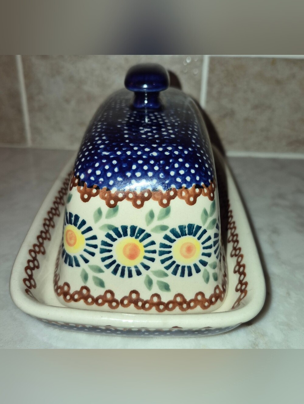 Vintage Handmade Manufaktura Polish Pottery Covered Butter Dish - Picture 3 of 6